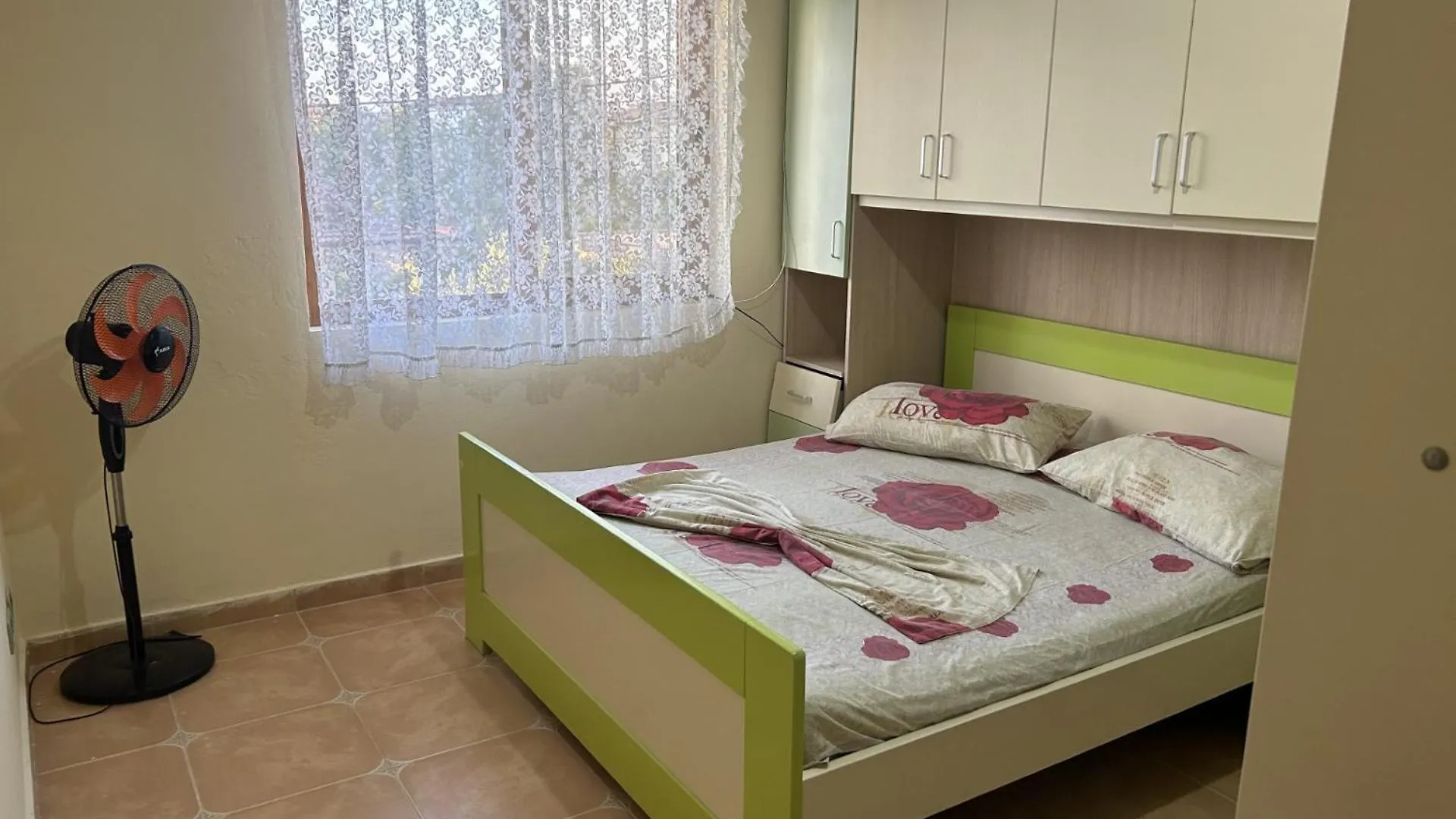Gasthuis Sol House Hotel Velipojë Albanië