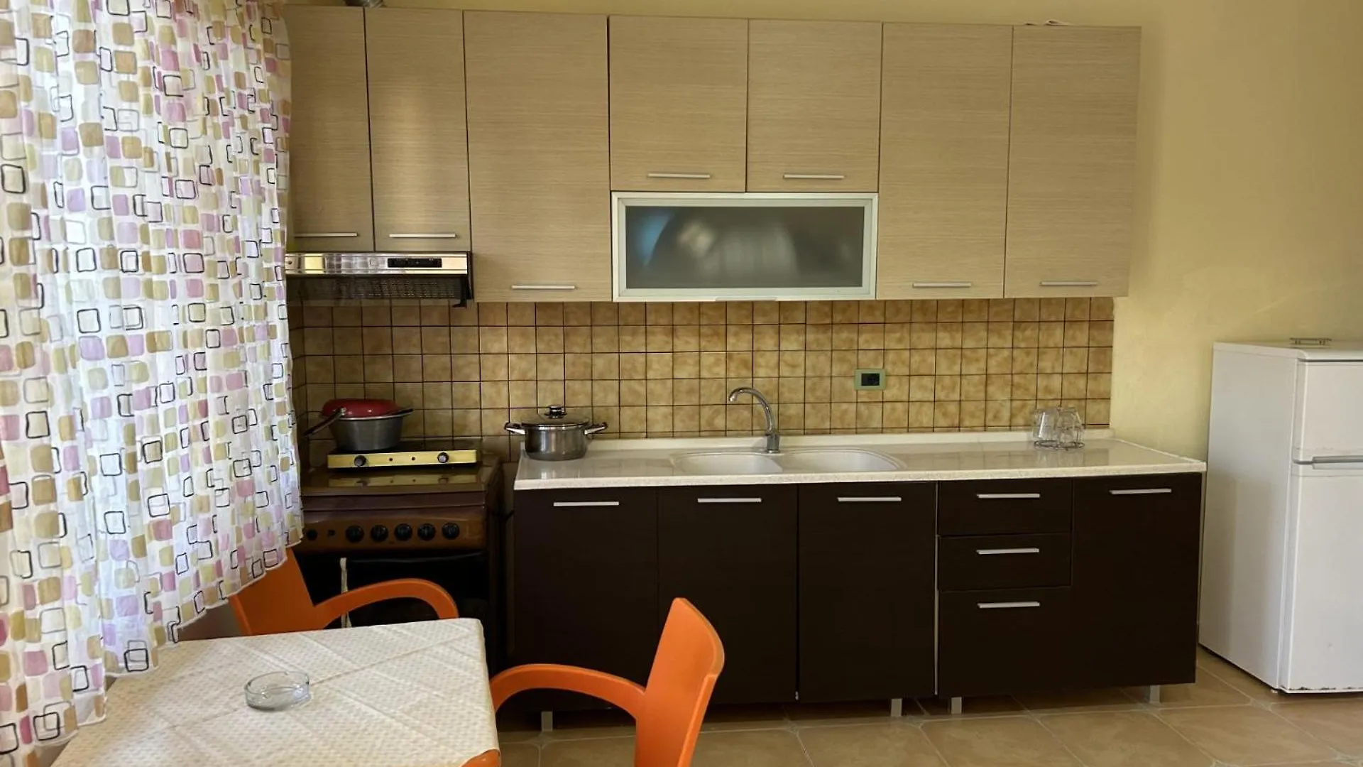 Sol House Hotel Velipoje Guest house